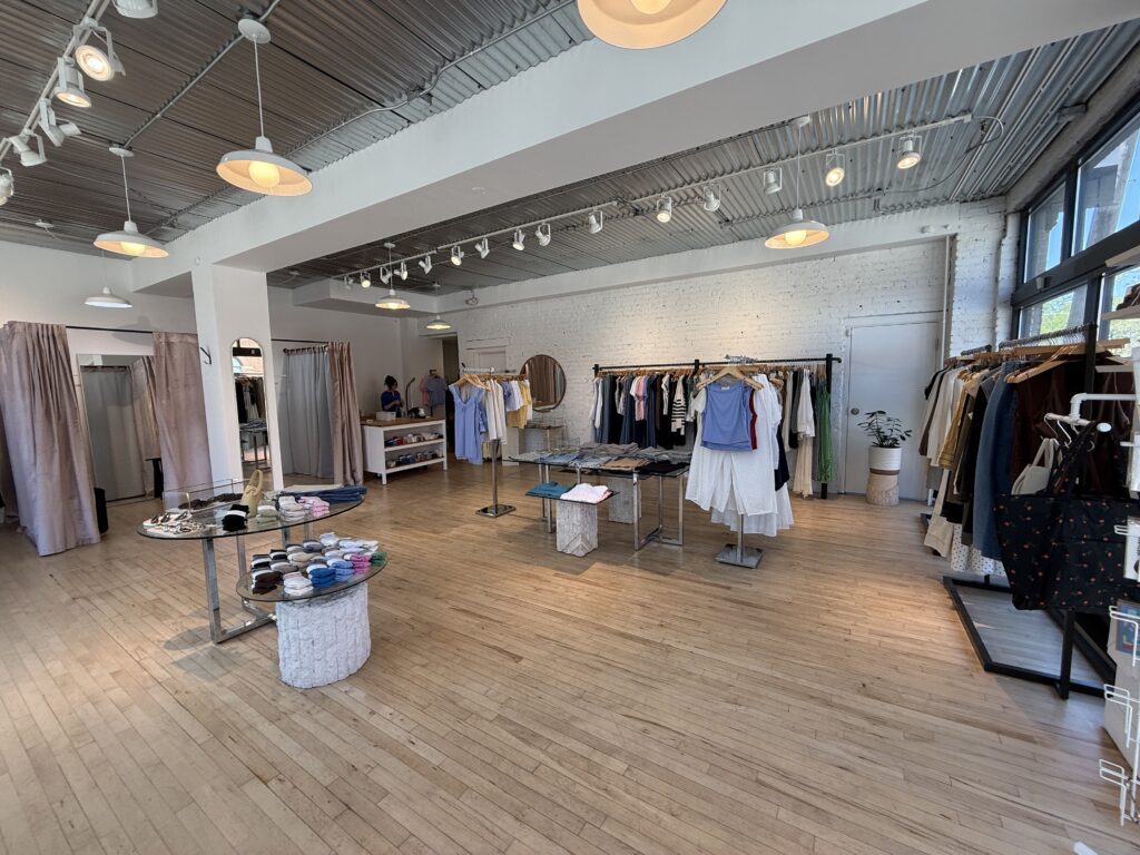 rising boutique cleveland women's store