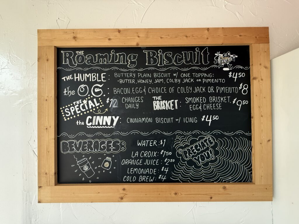 the roaming biscuit hingetown menu